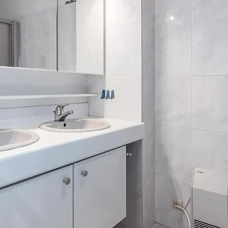 Apartment Epsom 0402